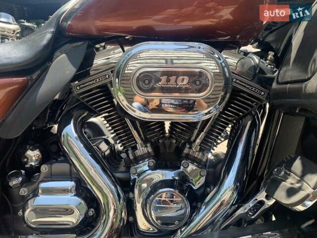 Серый Харлей-Дэвидсон FLHTK Electra Glide Ultra Limited, объемом двигателя 1.8 л и пробегом 50 тыс. км за 15000 $, фото 5 на Automoto.ua