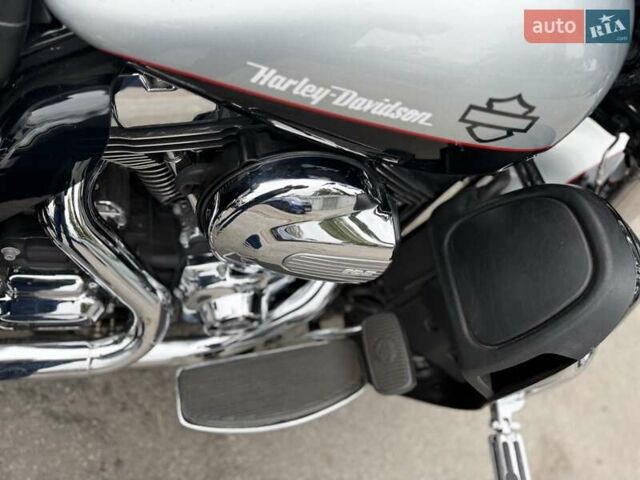 Серый Харлей-Дэвидсон FLHTK Electra Glide Ultra Limited, объемом двигателя 1.69 л и пробегом 11 тыс. км за 17300 $, фото 14 на Automoto.ua