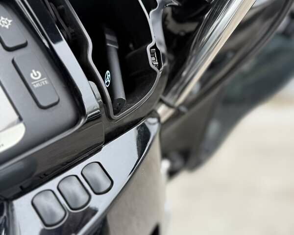 Серый Харлей-Дэвидсон FLHTK Electra Glide Ultra Limited, объемом двигателя 1.69 л и пробегом 11 тыс. км за 17300 $, фото 12 на Automoto.ua