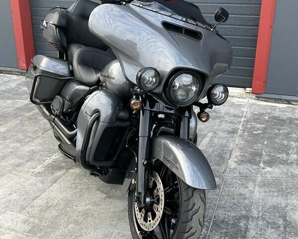 Серый Харлей-Дэвидсон FLHTK Electra Glide Ultra Limited, объемом двигателя 0 л и пробегом 73 тыс. км за 20400 $, фото 27 на Automoto.ua