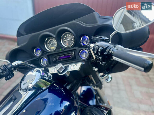 Синій Харлей-Девідсон FLHTK Electra Glide Ultra Limited, об'ємом двигуна 1.7 л та пробігом 98 тис. км за 11500 $, фото 6 на Automoto.ua