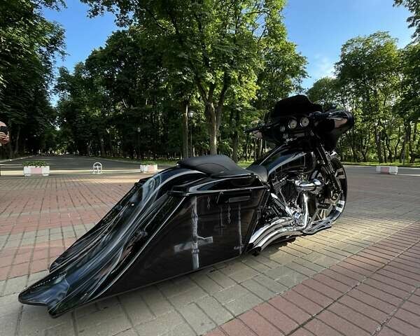 Черный Харлей-Дэвидсон FLHX Street Glide, объемом двигателя 0 л и пробегом 35 тыс. км за 39990 $, фото 18 на Automoto.ua