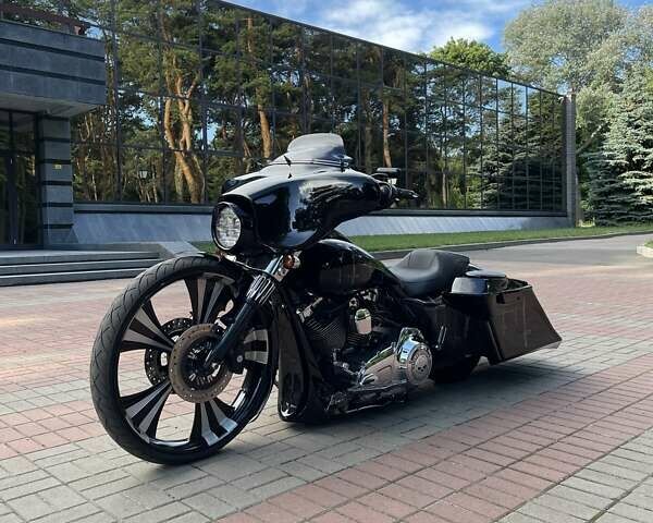 Черный Харлей-Дэвидсон FLHX Street Glide, объемом двигателя 0 л и пробегом 35 тыс. км за 39990 $, фото 26 на Automoto.ua