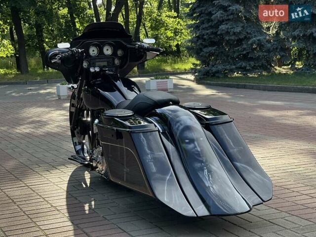 Черный Харлей-Дэвидсон FLHX Street Glide, объемом двигателя 0 л и пробегом 35 тыс. км за 39990 $, фото 8 на Automoto.ua