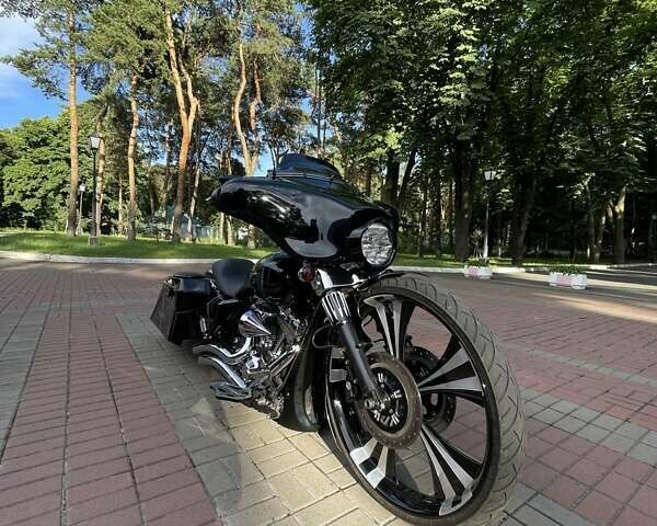 Черный Харлей-Дэвидсон FLHX Street Glide, объемом двигателя 0 л и пробегом 35 тыс. км за 39990 $, фото 12 на Automoto.ua