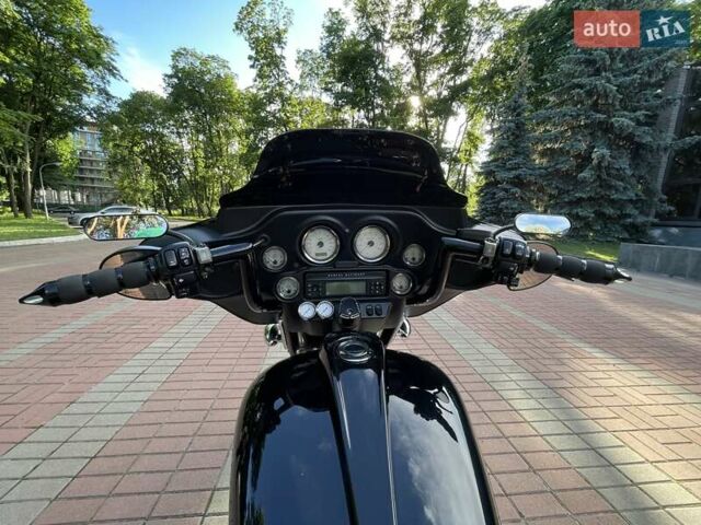 Черный Харлей-Дэвидсон FLHX Street Glide, объемом двигателя 0 л и пробегом 35 тыс. км за 39990 $, фото 11 на Automoto.ua