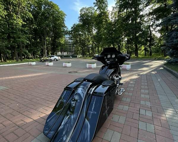 Черный Харлей-Дэвидсон FLHX Street Glide, объемом двигателя 0 л и пробегом 35 тыс. км за 39990 $, фото 2 на Automoto.ua