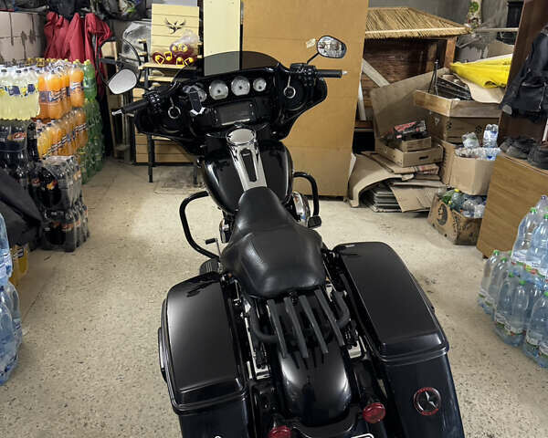 Чорний Харлей-Девідсон FLHX Street Glide, об'ємом двигуна 1.7 л та пробігом 67 тис. км за 14999 $, фото 9 на Automoto.ua