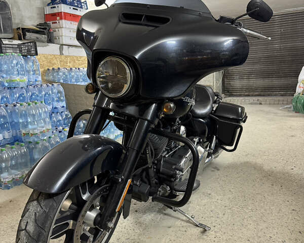 Чорний Харлей-Девідсон FLHX Street Glide, об'ємом двигуна 1.7 л та пробігом 67 тис. км за 14999 $, фото 10 на Automoto.ua