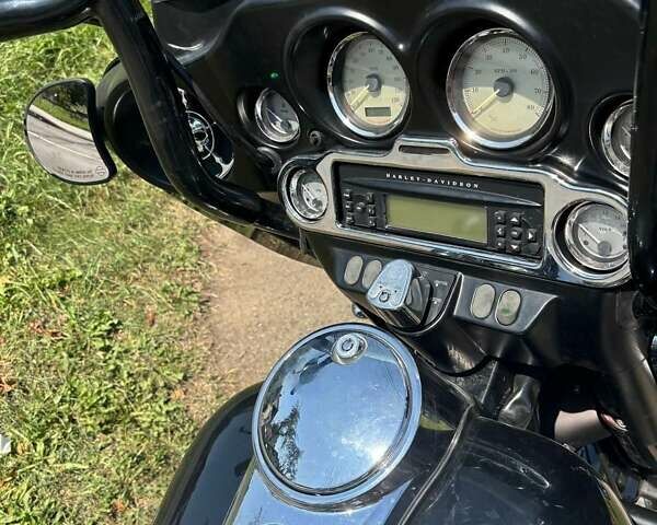 Чорний Харлей-Девідсон FLHX Street Glide, об'ємом двигуна 1.58 л та пробігом 37 тис. км за 11500 $, фото 15 на Automoto.ua
