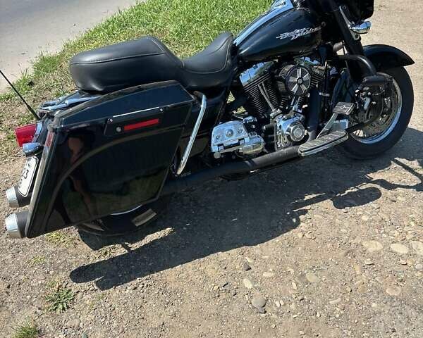 Чорний Харлей-Девідсон FLHX Street Glide, об'ємом двигуна 1.58 л та пробігом 37 тис. км за 11500 $, фото 8 на Automoto.ua