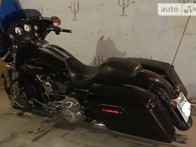 Чорний Харлей-Девідсон FLHX Street Glide, об'ємом двигуна 0 л та пробігом 22 тис. км за 13500 $, фото 3 на Automoto.ua