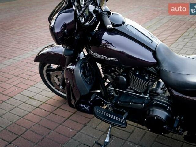 Харлей-Дэвидсон FLHX Street Glide, объемом двигателя 1.7 л и пробегом 59 тыс. км за 12900 $, фото 6 на Automoto.ua