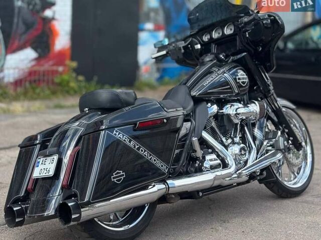 Харлей-Дэвидсон FLHX Street Glide, объемом двигателя 0 л и пробегом 20 тыс. км за 21000 $, фото 5 на Automoto.ua