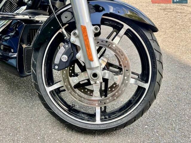 Черный Харлей-Дэвидсон FLHXS, объемом двигателя 2 л и пробегом 2 тыс. км за 29000 $, фото 17 на Automoto.ua