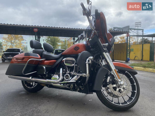 Красный Харлей-Дэвидсон FLHXSE, объемом двигателя 1.92 л и пробегом 26 тыс. км за 28000 $, фото 12 на Automoto.ua