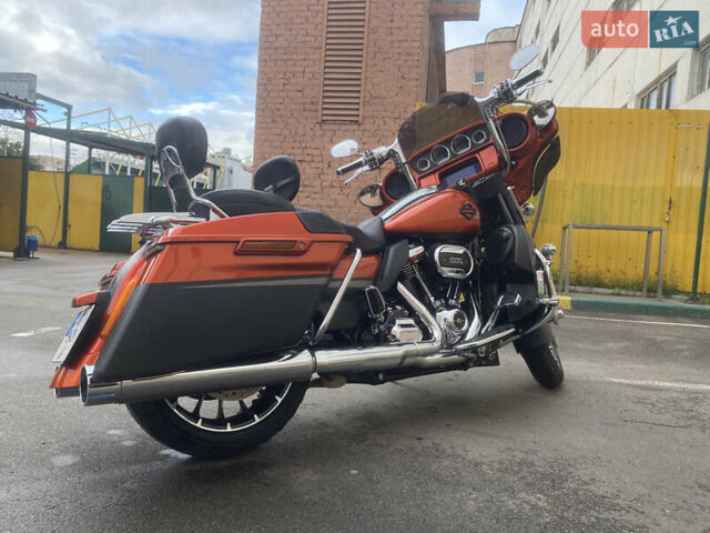 Красный Харлей-Дэвидсон FLHXSE, объемом двигателя 1.92 л и пробегом 26 тыс. км за 28000 $, фото 10 на Automoto.ua