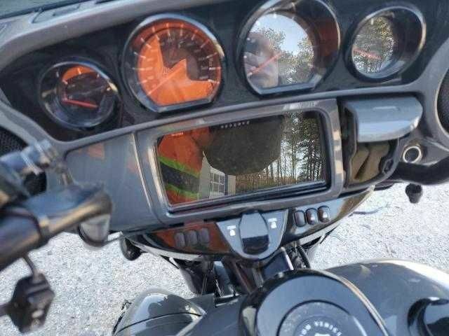 Харлей-Девідсон FLHXSE, об'ємом двигуна 0 л та пробігом 0 тис. км за 6300 $, фото 3 на Automoto.ua