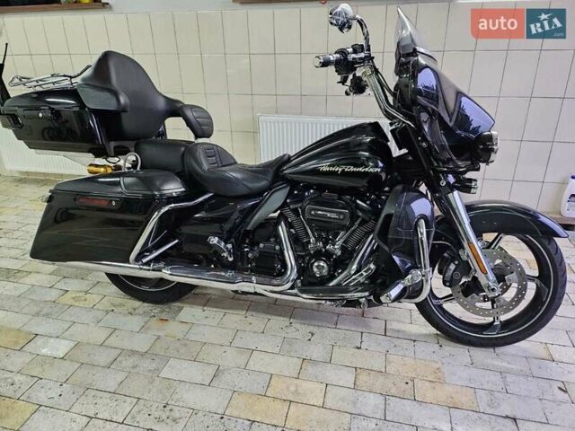 Серый Харлей-Дэвидсон FLHXSE, объемом двигателя 1.87 л и пробегом 32 тыс. км за 21600 $, фото 4 на Automoto.ua