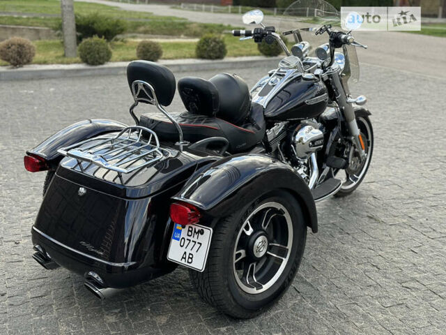 Харлей-Дэвидсон FLRT 2016 в Сумах на Automoto.ua Фиолетовый Харлей-Дэвидсон FLRT, объемом двигателя 1.7 л и пробегом 8 тыс. км за 19999 $, фото 19 на Automoto.ua