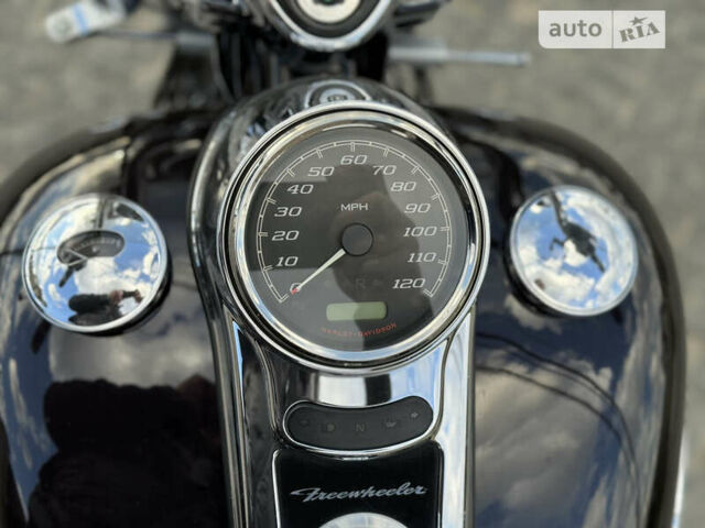 Харлей-Дэвидсон FLRT 2016 в Сумах на Automoto.ua Фиолетовый Харлей-Дэвидсон FLRT, объемом двигателя 1.7 л и пробегом 8 тыс. км за 19999 $, фото 15 на Automoto.ua