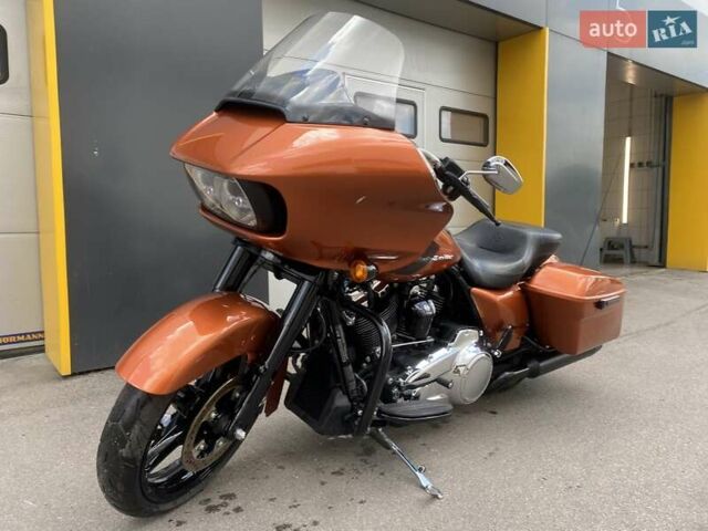 Помаранчевий Харлей-Девідсон FLTRX Road Glide, об'ємом двигуна 1.8 л та пробігом 10 тис. км за 20700 $, фото 7 на Automoto.ua