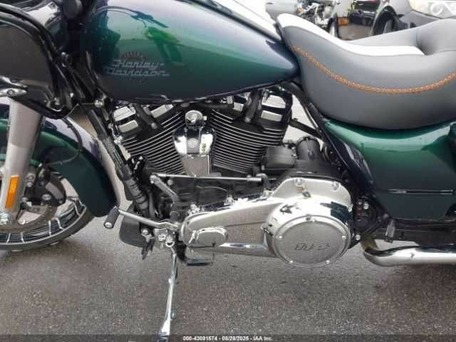 Харлей-Дэвидсон FLTRXS, объемом двигателя 1.87 л и пробегом 0 тыс. км за 8000 $, фото 7 на Automoto.ua