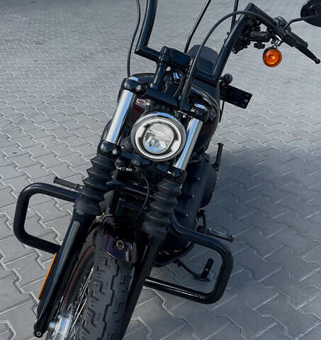 Черный Харлей-Дэвидсон FXBB, объемом двигателя 1.75 л и пробегом 7 тыс. км за 17400 $, фото 6 на Automoto.ua