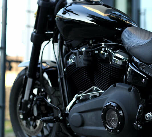 Чорний Харлей-Девідсон FXFBS, об'ємом двигуна 1.9 л та пробігом 28 тис. км за 18500 $, фото 1 на Automoto.ua