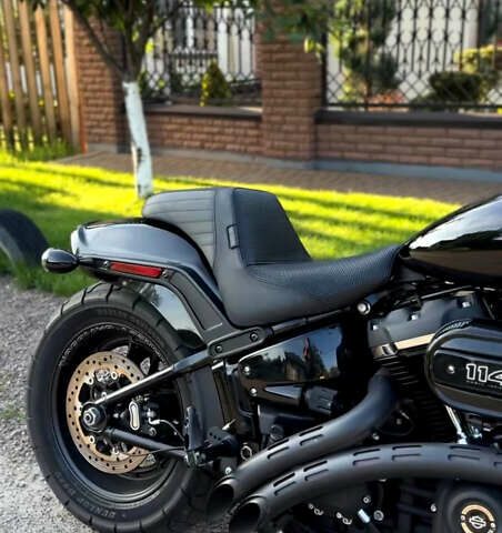 Чорний Харлей-Девідсон FXFBS, об'ємом двигуна 1.9 л та пробігом 28 тис. км за 18500 $, фото 2 на Automoto.ua