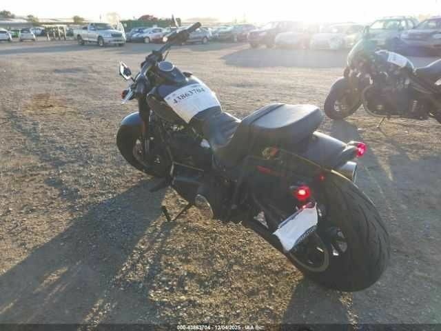 Харлей-Девідсон FXFBS, об'ємом двигуна 1.9 л та пробігом 0 тис. км за 4500 $, фото 2 на Automoto.ua