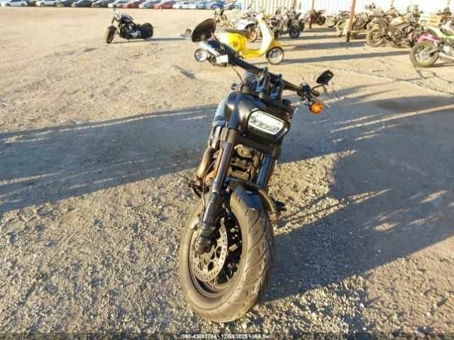 Харлей-Девідсон FXFBS, об'ємом двигуна 1.9 л та пробігом 0 тис. км за 4500 $, фото 4 на Automoto.ua