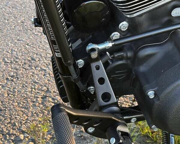 Красный Харлей-Дэвидсон Low Rider	, объемом двигателя 1.87 л и пробегом 24 тыс. км за 23199 $, фото 17 на Automoto.ua