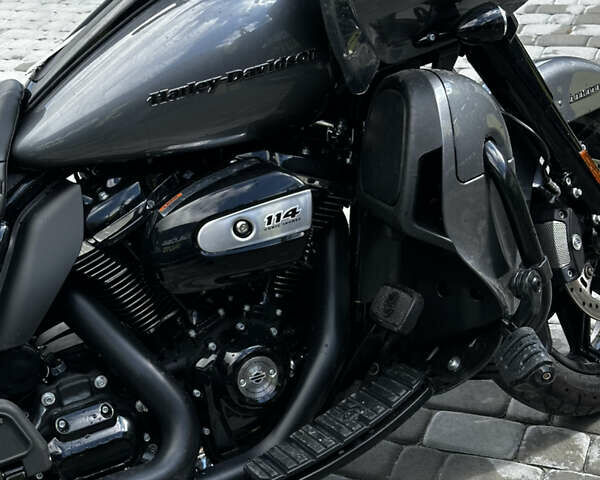 Серый Харлей-Дэвидсон Road Glide Limited, объемом двигателя 1.87 л и пробегом 20 тыс. км за 25500 $, фото 4 на Automoto.ua