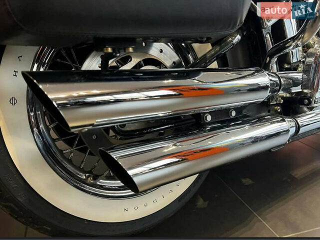 Белый Харлей-Дэвидсон Softail Deluxe, объемом двигателя 1.69 л и пробегом 23 тыс. км за 18000 $, фото 20 на Automoto.ua