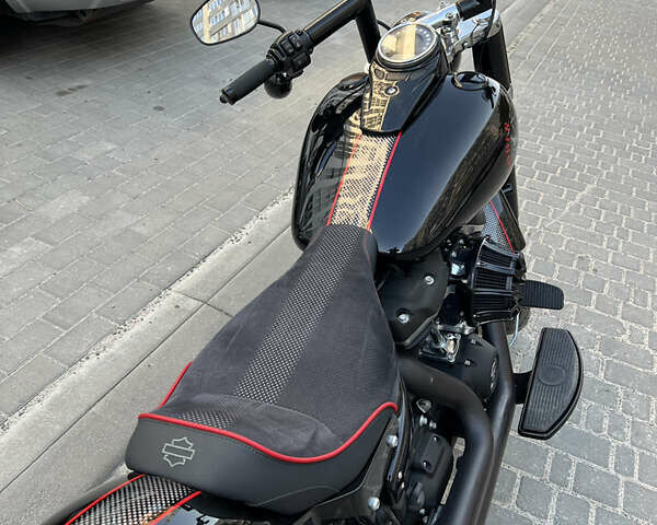 Черный Харлей-Дэвидсон Softail Slim FLS, объемом двигателя 1.7 л и пробегом 8 тыс. км за 21050 $, фото 1 на Automoto.ua