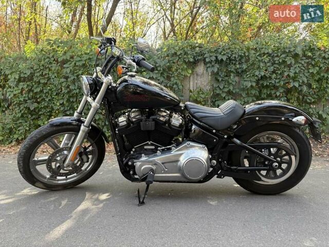 Черный Харлей-Дэвидсон Softail Standard, объемом двигателя 1.8 л и пробегом 8 тыс. км за 12700 $, фото 6 на Automoto.ua