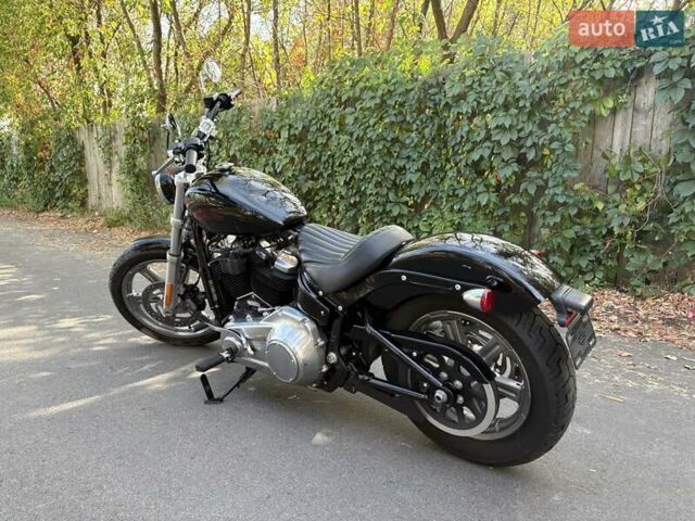 Черный Харлей-Дэвидсон Softail Standard, объемом двигателя 1.8 л и пробегом 8 тыс. км за 12700 $, фото 4 на Automoto.ua
