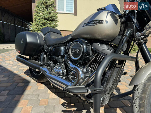 Харлей-Дэвидсон Sport Glide, объемом двигателя 1.7 л и пробегом 29 тыс. км за 16500 $, фото 4 на Automoto.ua