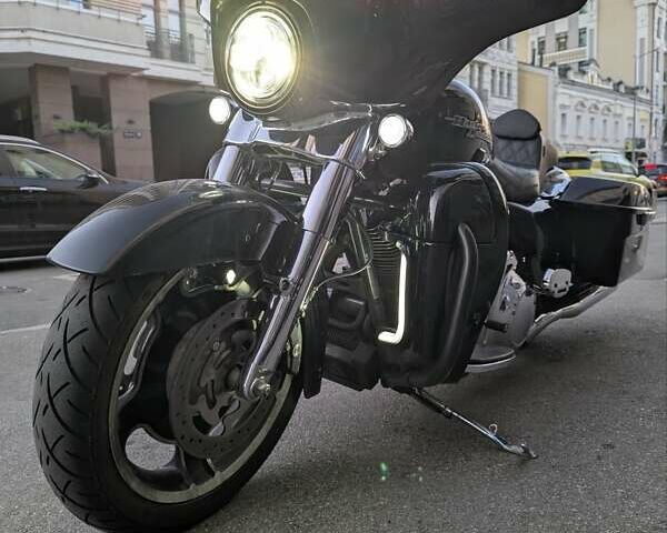 Чорний Харлей-Девідсон Touring, об'ємом двигуна 1.69 л та пробігом 40 тис. км за 18300 $, фото 7 на Automoto.ua