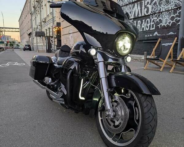 Чорний Харлей-Девідсон Touring, об'ємом двигуна 1.69 л та пробігом 40 тис. км за 18300 $, фото 2 на Automoto.ua