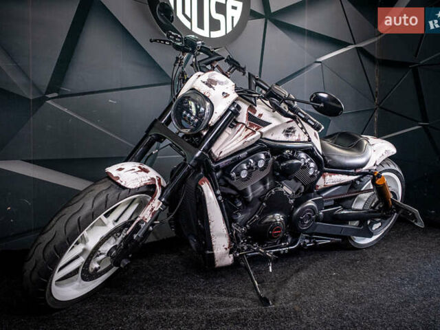 Белый Харлей-Дэвидсон VRSCD Night Rod, объемом двигателя 1.25 л и пробегом 27 тыс. км за 28000 $, фото 4 на Automoto.ua