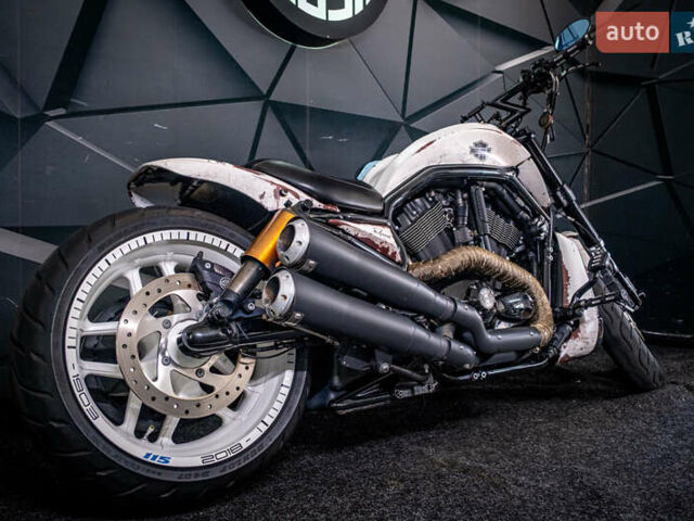 Белый Харлей-Дэвидсон VRSCD Night Rod, объемом двигателя 1.25 л и пробегом 27 тыс. км за 28000 $, фото 2 на Automoto.ua