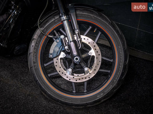 Чорний Харлей-Девідсон VRSCD Night Rod, об'ємом двигуна 0 л та пробігом 7 тис. км за 21000 $, фото 8 на Automoto.ua