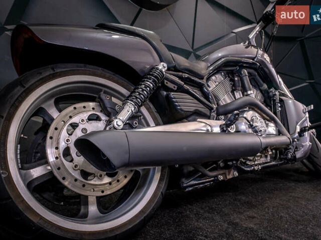 Сірий Харлей-Девідсон VRSCF V-Rod Muscle, об'ємом двигуна 1.25 л та пробігом 22 тис. км за 17000 $, фото 20 на Automoto.ua