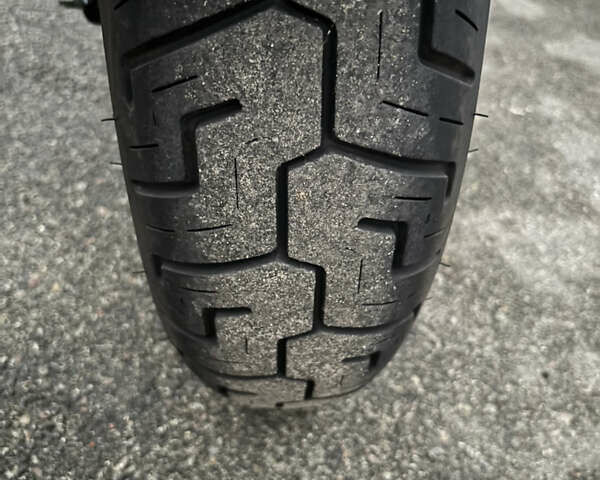 Черный Харлей-Дэвидсон XL 1200C, объемом двигателя 1.2 л и пробегом 18 тыс. км за 7900 $, фото 8 на Automoto.ua