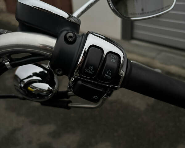 Черный Харлей-Дэвидсон XL 1200C, объемом двигателя 1.2 л и пробегом 18 тыс. км за 7900 $, фото 6 на Automoto.ua