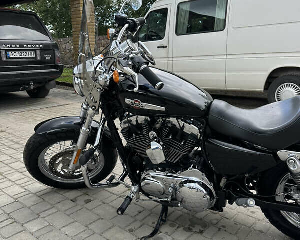 Черный Харлей-Дэвидсон XL 1200C, объемом двигателя 1.2 л и пробегом 24 тыс. км за 10500 $, фото 5 на Automoto.ua