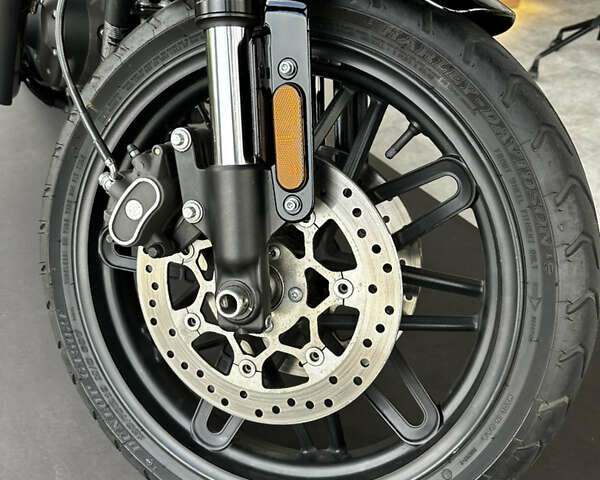 Черный Харлей-Дэвидсон XL 1200CX, объемом двигателя 1.2 л и пробегом 7 тыс. км за 10800 $, фото 9 на Automoto.ua