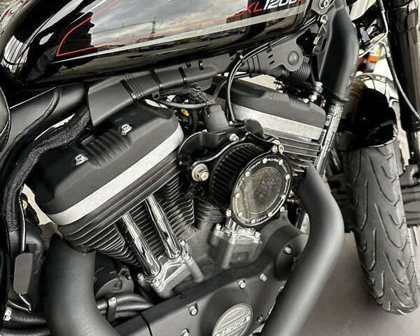 Черный Харлей-Дэвидсон XL 1200CX, объемом двигателя 1.2 л и пробегом 7 тыс. км за 10800 $, фото 12 на Automoto.ua